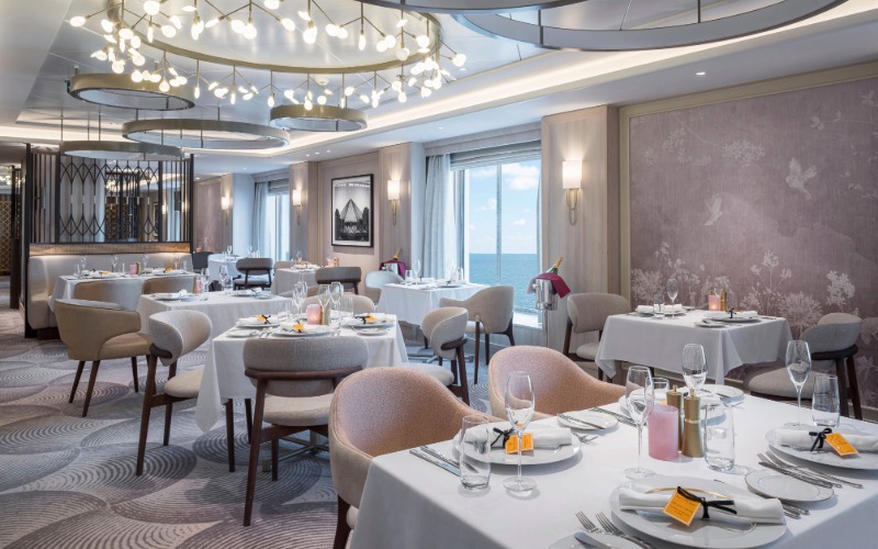 Le Bistro — NCL's classic French restaurant available on all ships
