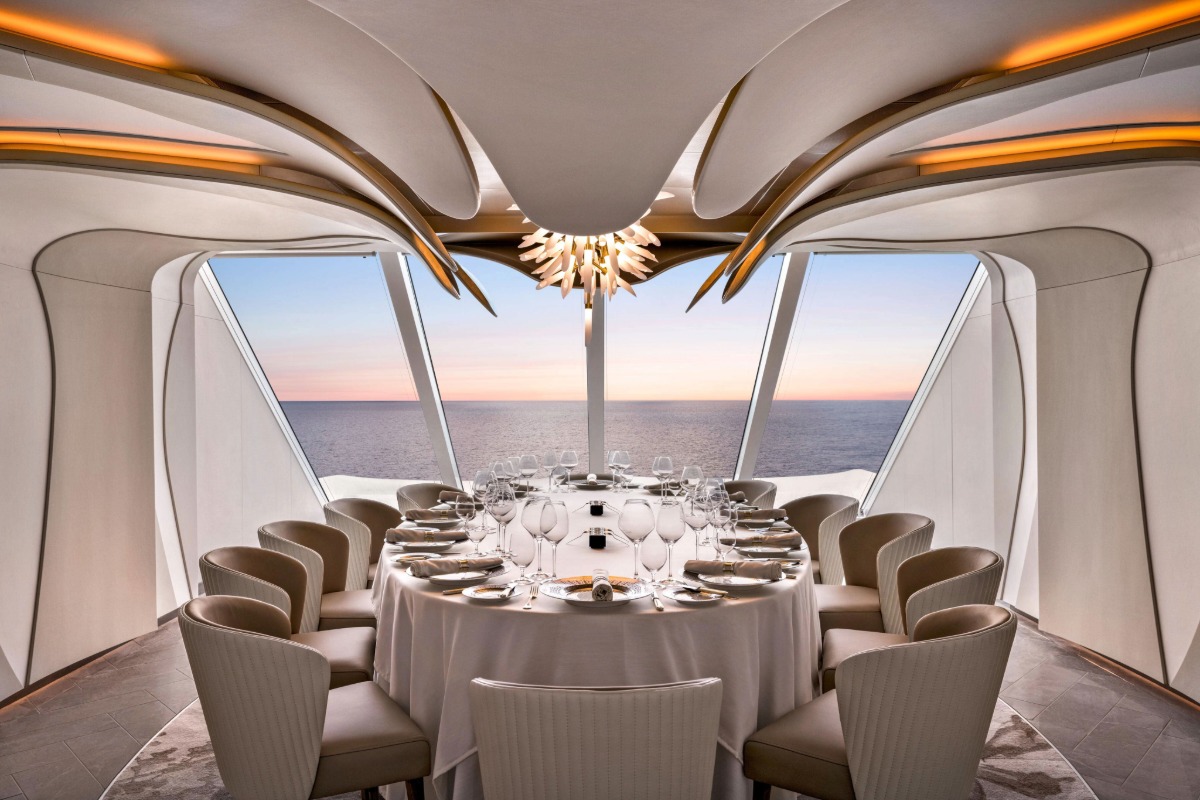 Privée private dining aboard Oceania Marina and Riviera