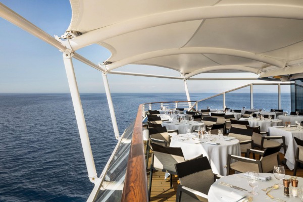 Terrace Café casual dining aboard Oceania Cruises