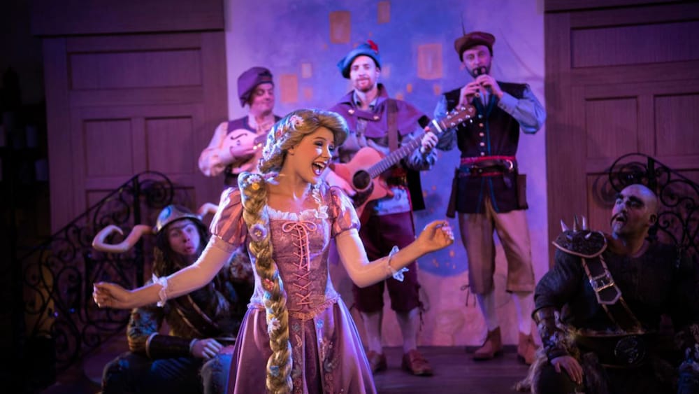 Themed dining aboard Disney Magic