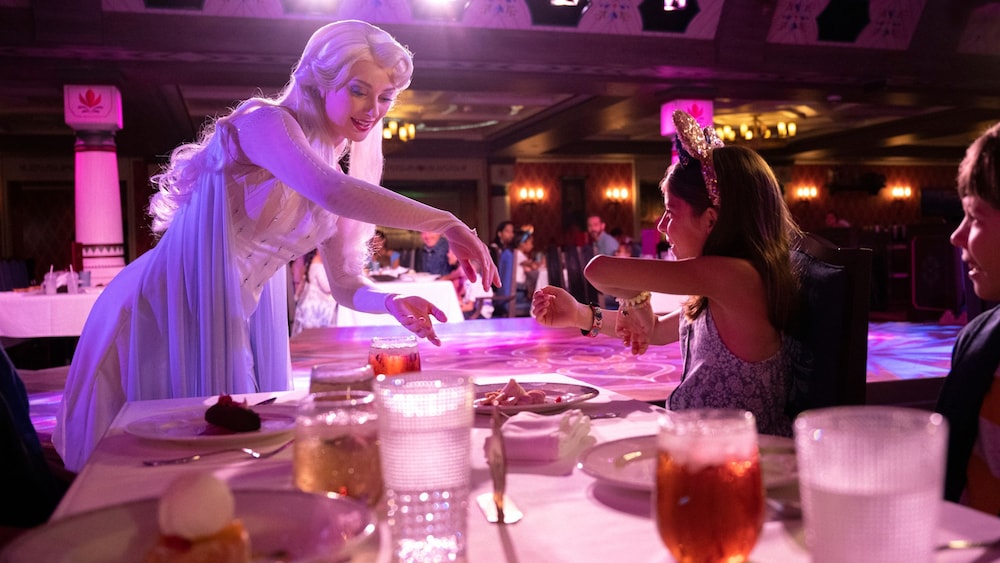 Arendelle: A Frozen Dining Adventure on Disney Wish