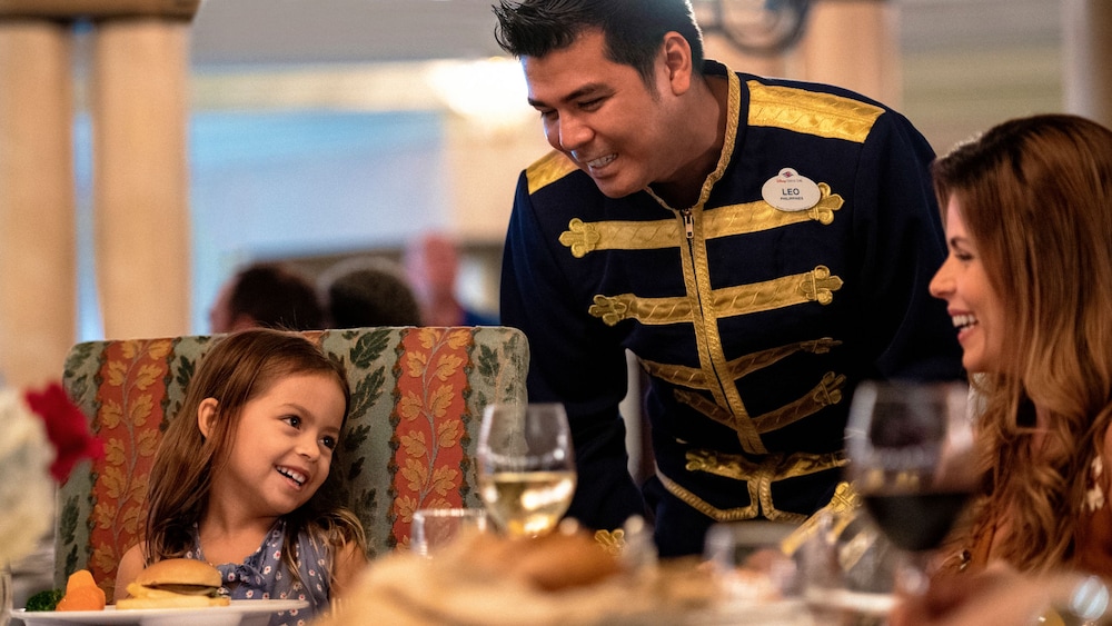 Themed dining aboard Disney Fantasy