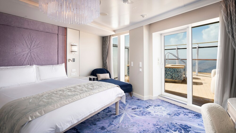 Concierge Elsa Royal Suite on Disney Adventure