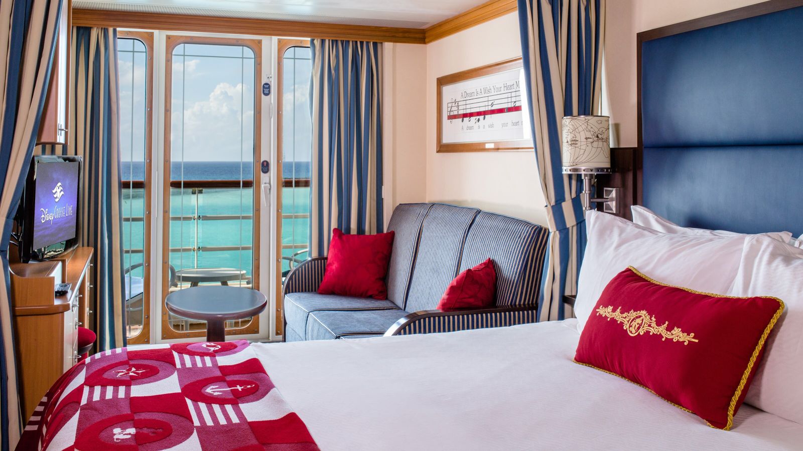 Deluxe oceanview stateroom with verandah on Disney Wonder