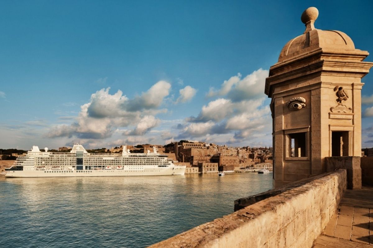 Cruise Silversea with KBN Travel